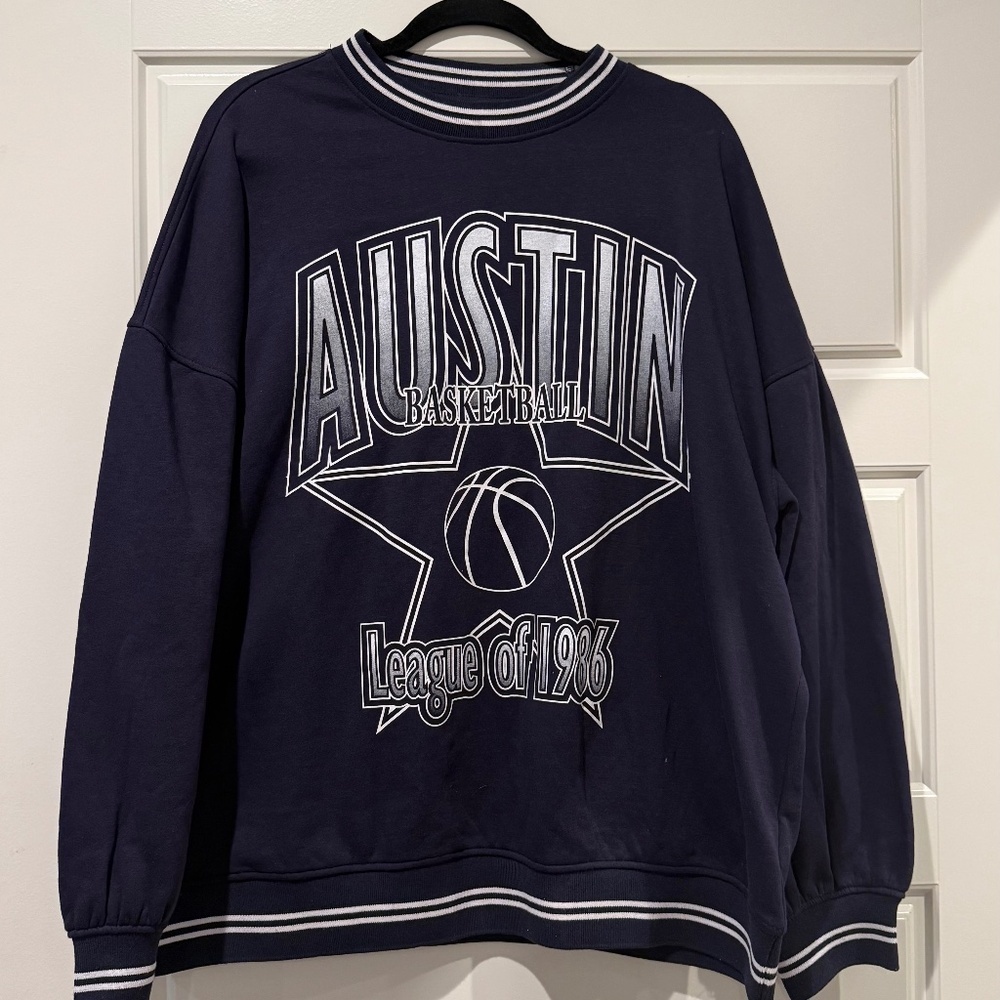 H&M Oversized Navy Blue Basketball Sweatshirt - Picture 3 of 4
